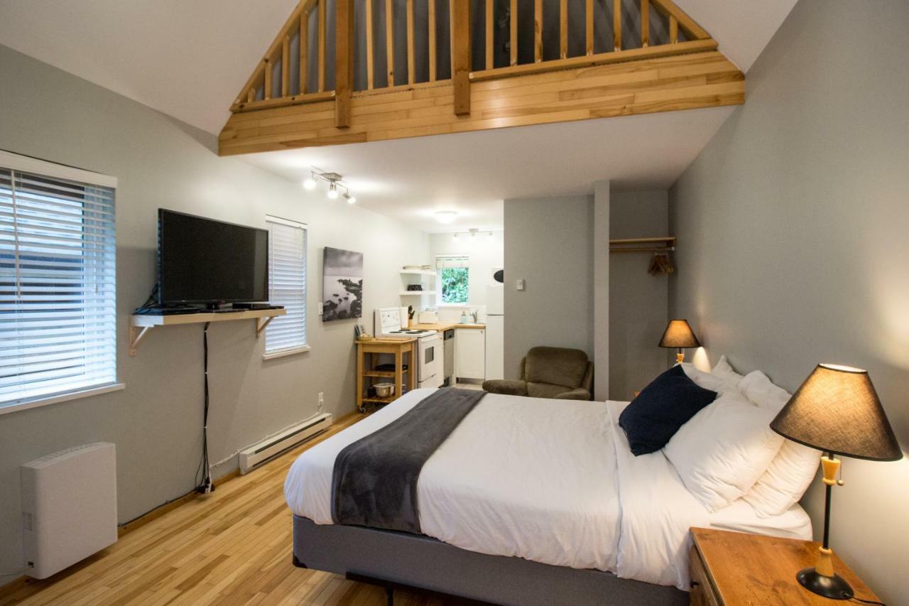Reef Point Cottages Юклулет Екстер'єр фото