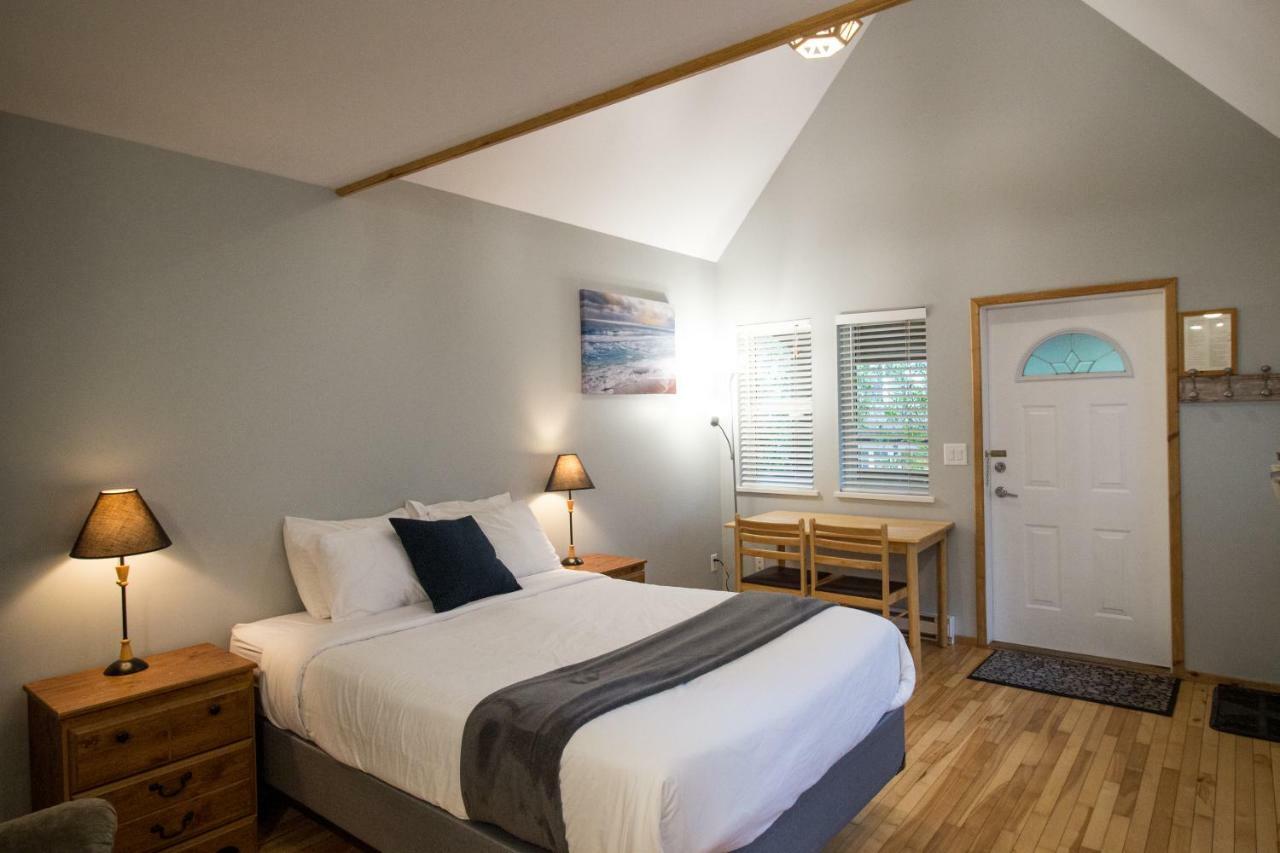 Reef Point Cottages Юклулет Екстер'єр фото